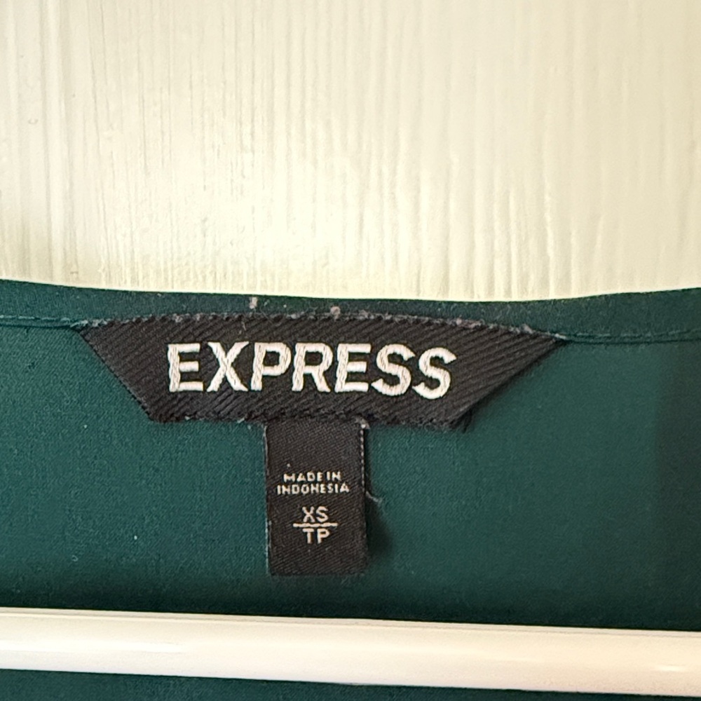 Express Women's Dark Green V-Neck Blouse - Picture 2 of 2